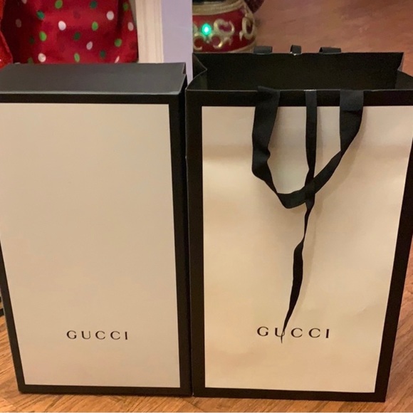 Gucci sandel! Boxs and bagg! Everything - Picture 2 of 4